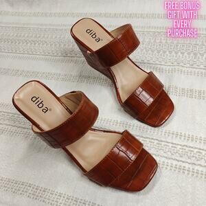 Diba Faux Leather Croc Brown Wedge Sandals Slip-On Size 7.5 NWT